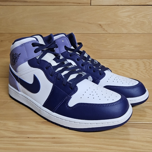 Air Jordan Retro 1 Mid Blueberry Sky Purple White Mens Shoe Sneaker DQ8426-515 - Picture 2 of 11
